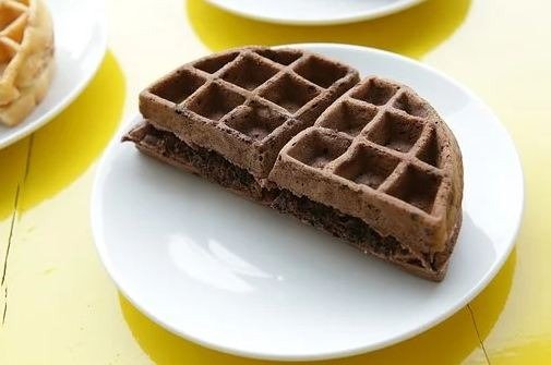 Rye-Raisin Belgian Waffle Bread