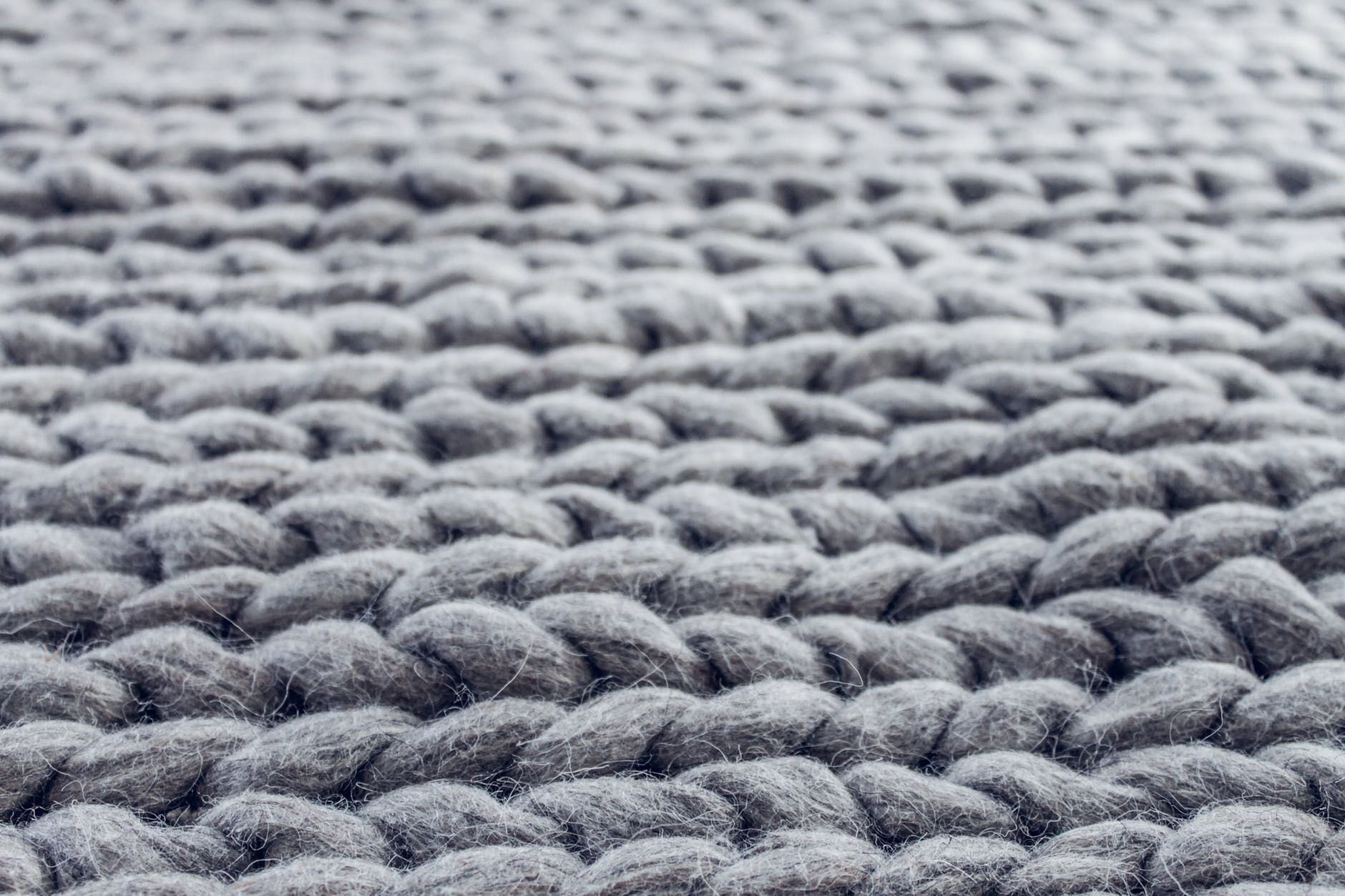 The Best Way To Clean A Woolen Rug